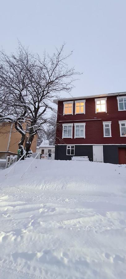 Apartament In The Heart Of Akureyri Zewnętrze zdjęcie